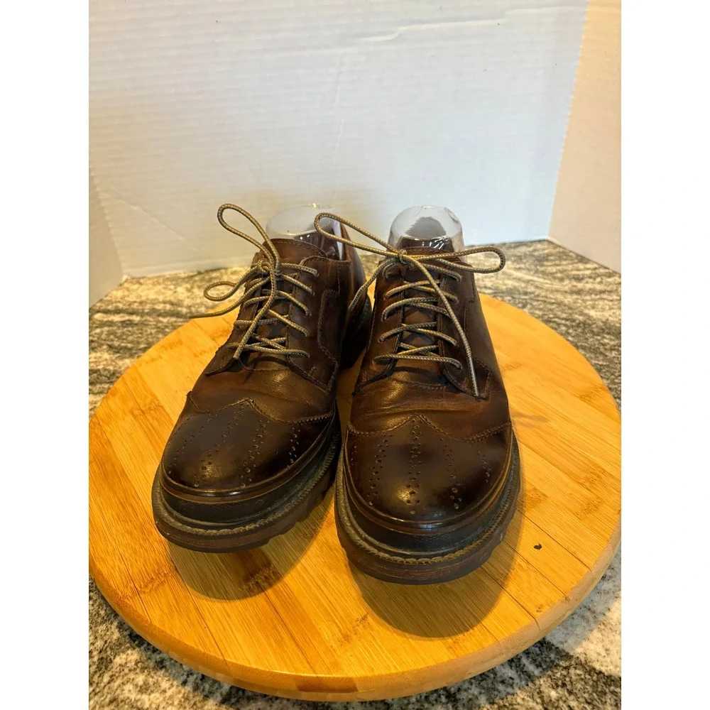 Sorel step into